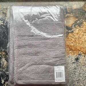 Brand NEW! Miracle Towels Brand 3-Piece Towel Set—Say Goodbye to Musty Towels!